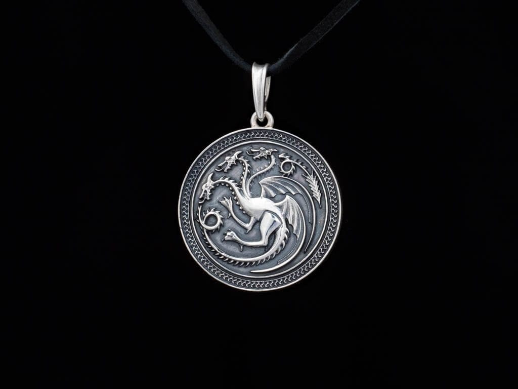 House Targaryen Necklace House Targaryen Pendant - Image 1