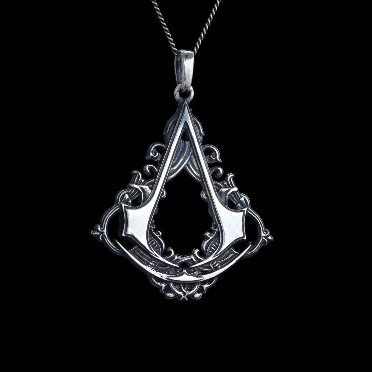 Assasin's Creed Connor Kenway Pendant - Image 5