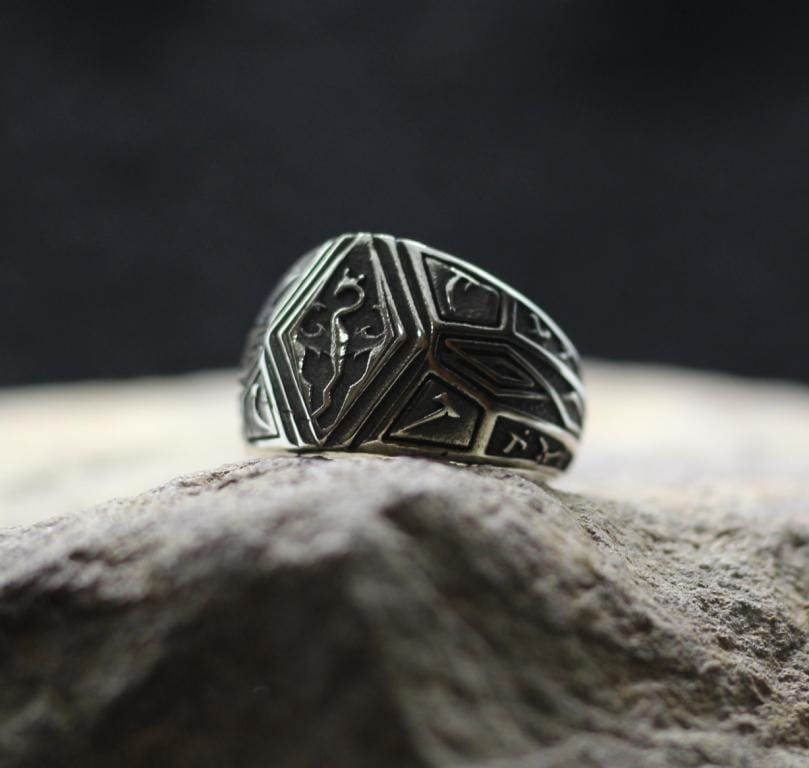 IMG_5746 Big Skyrim symbols Elder Scrolls ring - Image 1